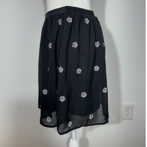 D-Signed Disney Girls Black with Pearl/Sequin Flower Skirt - Size Large - Picture 2 of 6